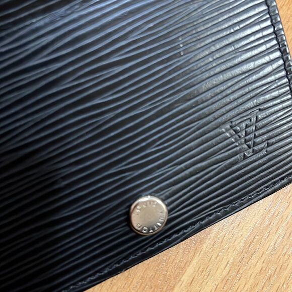 Louis Vuitton Epi Noir Flap cardholder - Picture 6 of 13